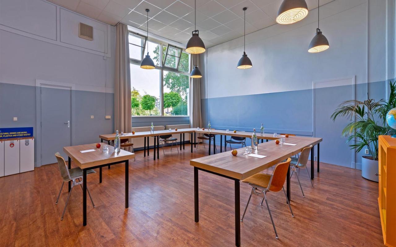 Stayokay Hostel Haarlem Bagian luar foto