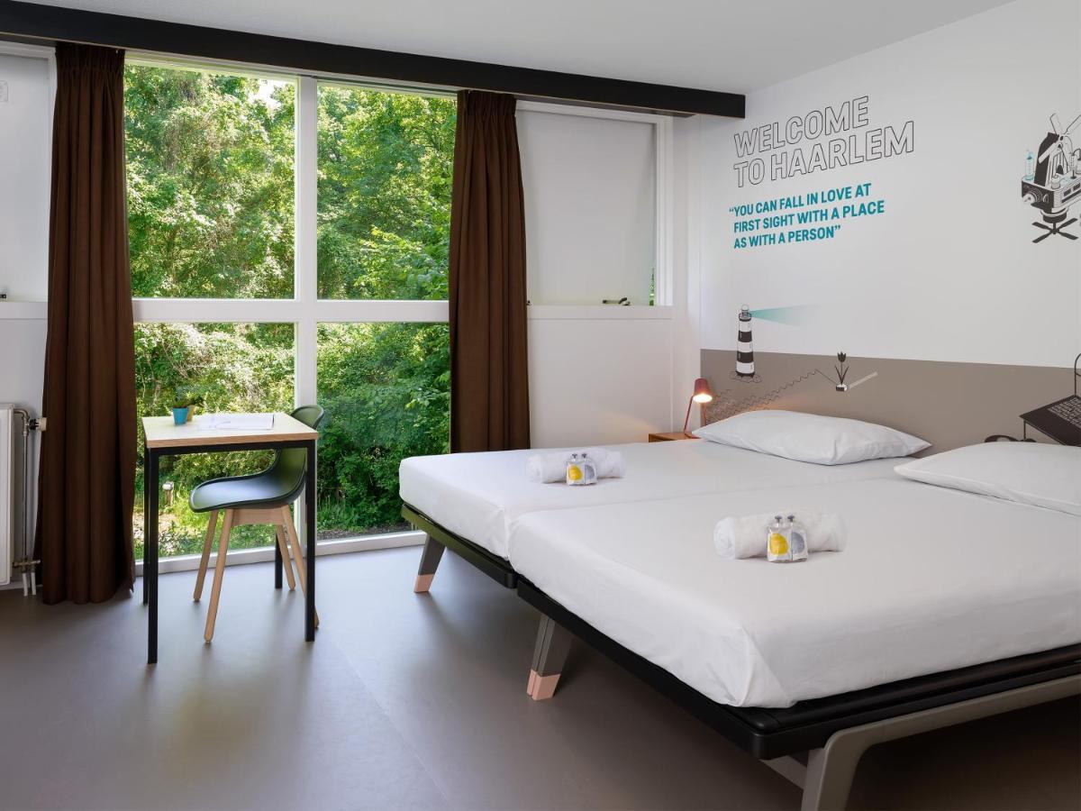 Stayokay Hostel Haarlem Bagian luar foto
