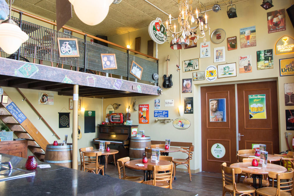 Stayokay Hostel Haarlem Bagian luar foto