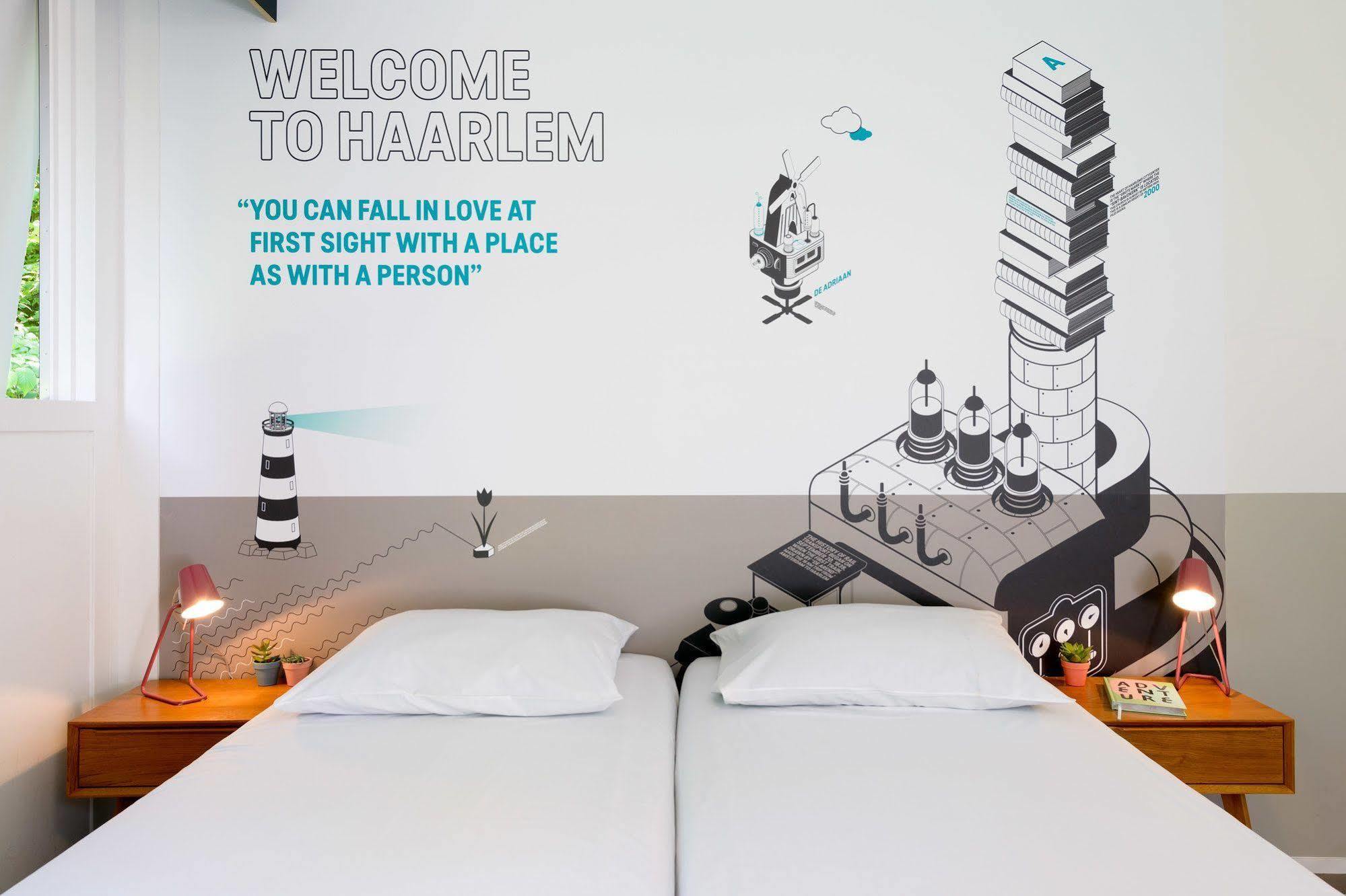 Stayokay Hostel Haarlem Bagian luar foto